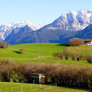  Apartment Bavarian Hideaway